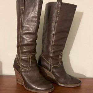 Frye Caroline Campus Boot 8M--Brown, Wedge